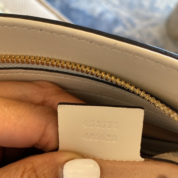 GUCCI medium tote shoulder bag. Condition: 8/10 - Picture 11 of 13